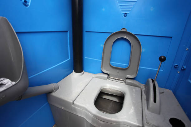 Best Portable restroom trailer rental  in Hypoluxo, FL